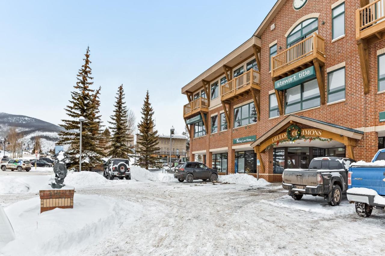 Готель Dillon Commons Екстер'єр фото